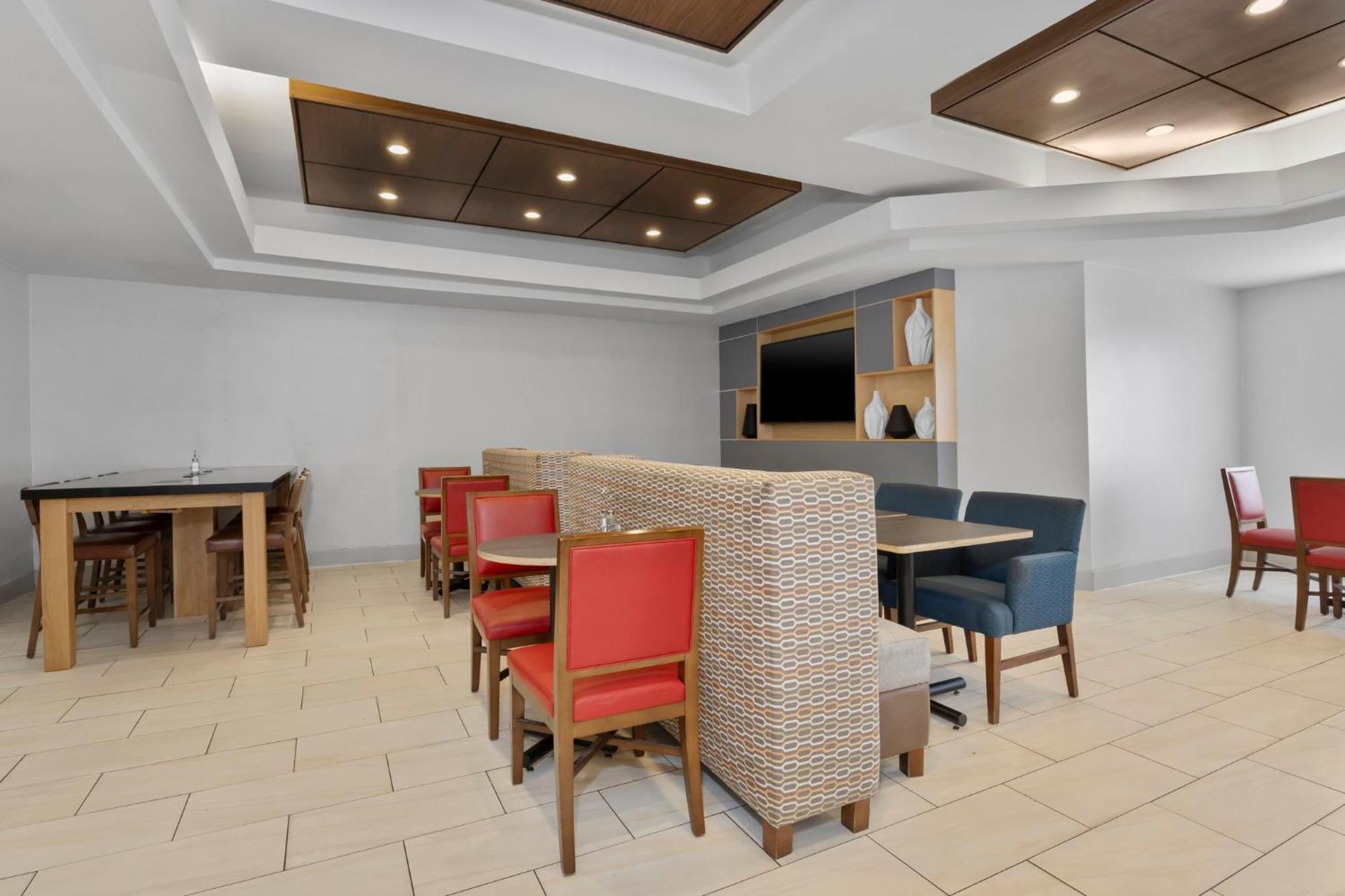 Holiday Inn Express Hotel & Suites West Coxsackie By Ihg Exterior foto