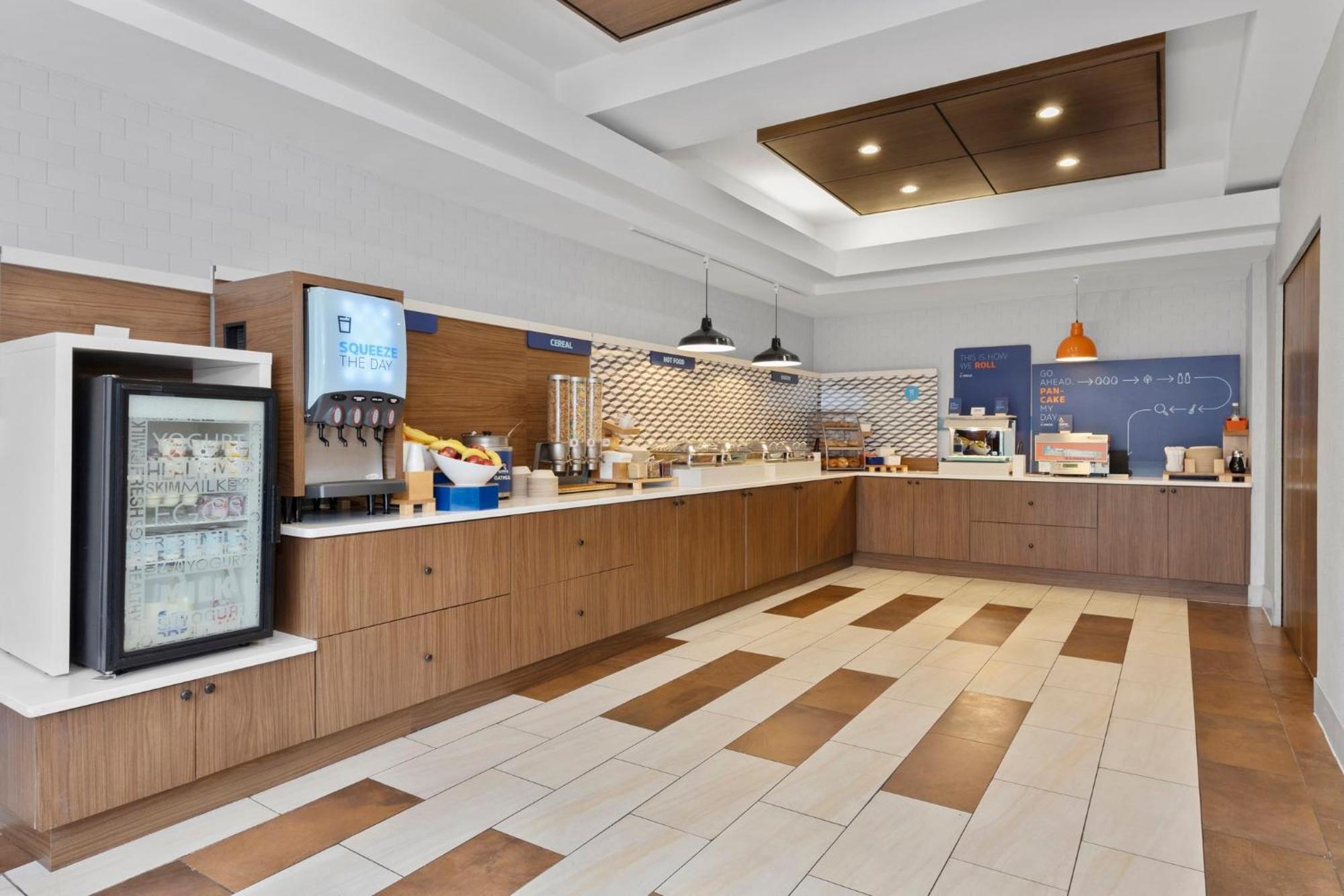 Holiday Inn Express Hotel & Suites West Coxsackie By Ihg Exterior foto